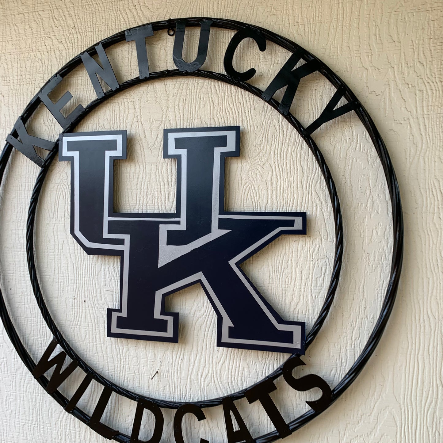 KENTUCKY WILDCATS CUSTOM METAL VINTAGE CRAFT SIGN WESTERN HOME DECOR HANDMADE