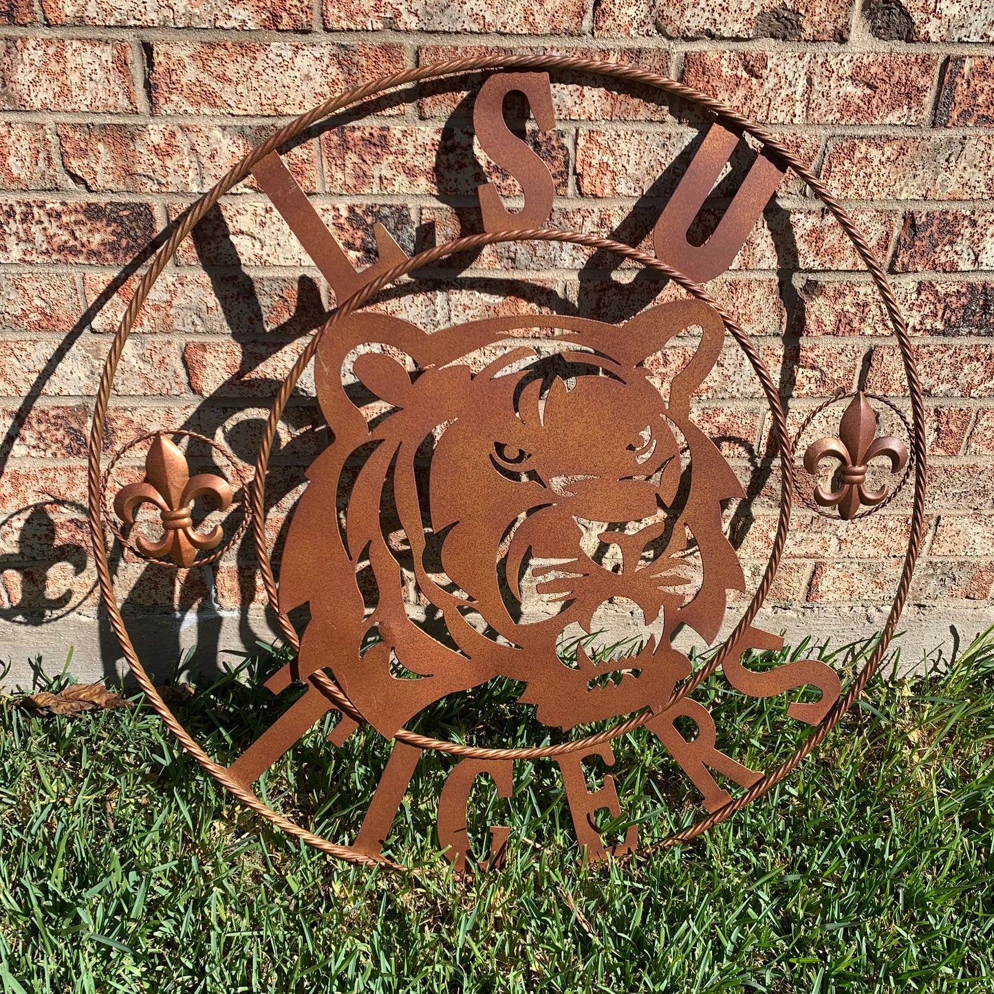 LSU TIGERS METAL CUSTOM VINTAGE CRAFT ART SIGN  WESTERN HOME DECOR 12,18",24",32",36"