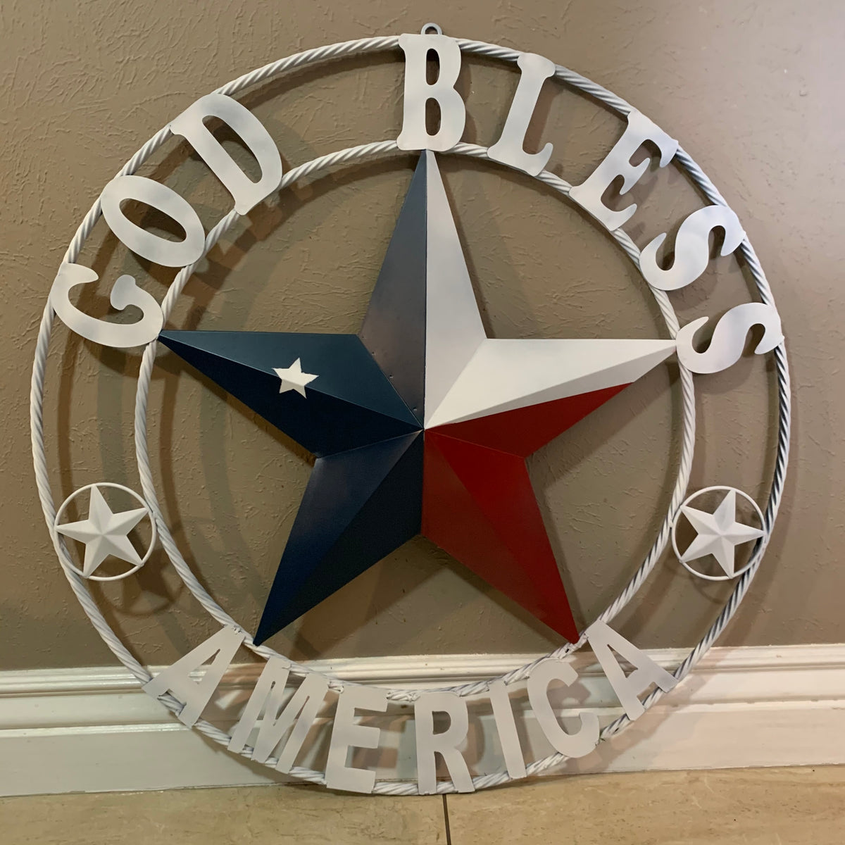 GOD BLESS AMERICA WHITE RING & RED WHITE BLUE BARN METAL STAR TWISTED RING HANDMADE NEW