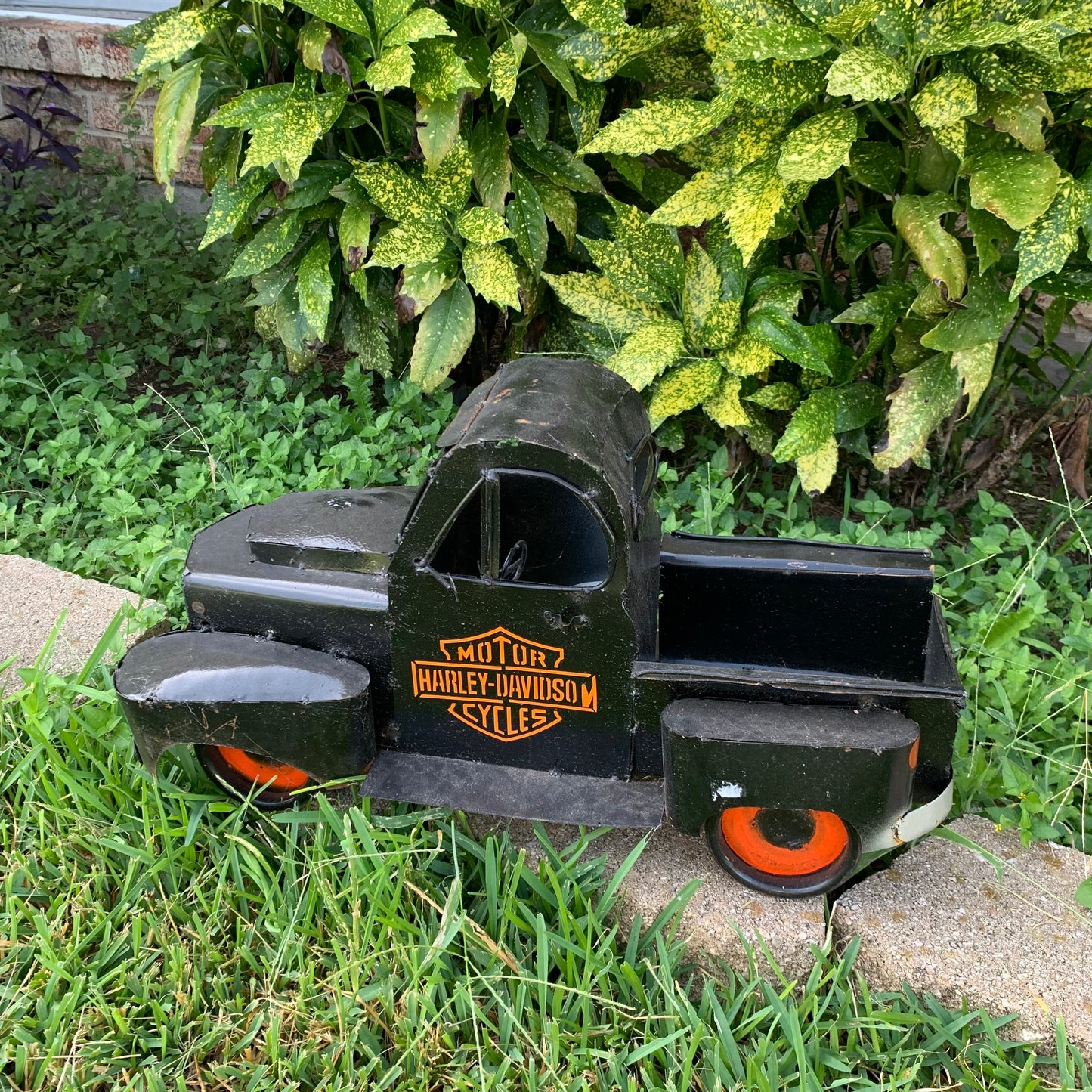 PICKUP TRUCK 20" METAL ART FIGURINE OUTDOOR & INDOOR GARDEN WESTERN HOME DECOR HANDMADE NEW: 20"L x 10"W x 12" H
