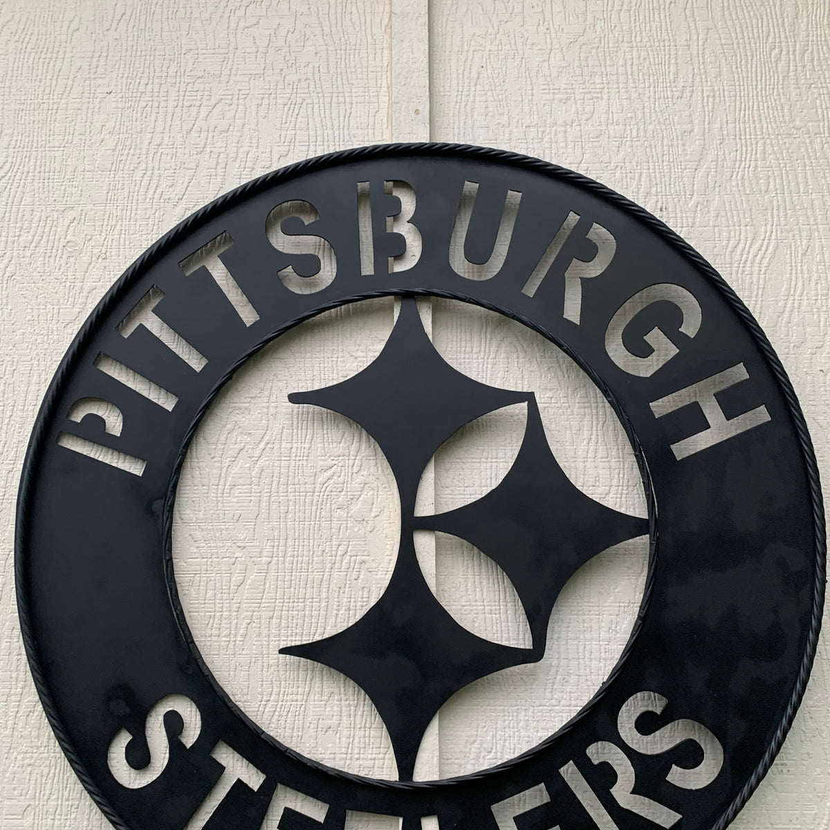 PITTSBURGH BLACK METAL DISC CUSTOM VINTAGE CRAFT TEAM SPORTS SIGN HANDMADE