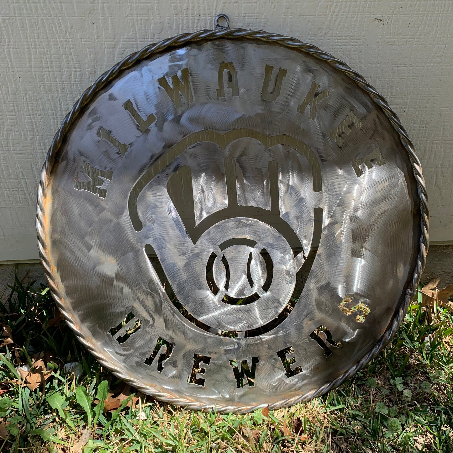 24" MILWAUKEE BREWERS RAW METAL WIDE BAND DISC STYLE CUSTOM METAL VINTAGE CRAFT TEAM SIGN HANDMADE