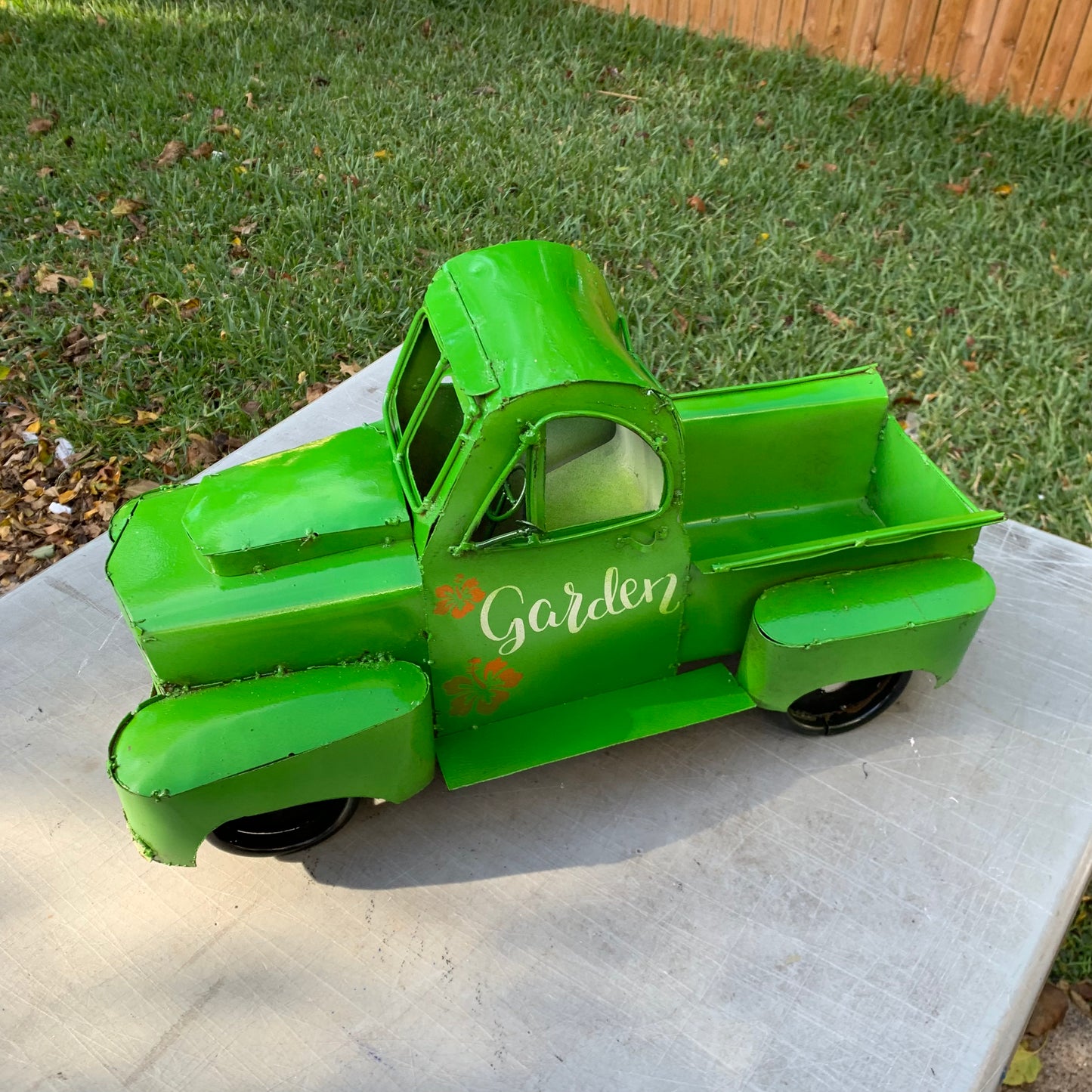 GARDEN GREEN 20" PICKUP TRUCK METAL ART GARDEN FIGURINE OUTDOOR & INDOOR GARDEN WESTERN HOME DECOR HANDMADE NEW SIZE 20"L x 10"W x 12" H #EH12523