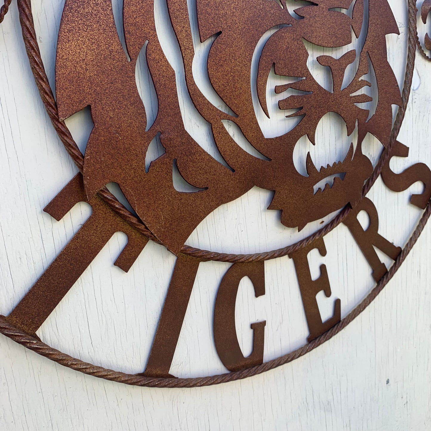 LSU TIGERS METAL CUSTOM VINTAGE CRAFT ART SIGN  WESTERN HOME DECOR 12,18",24",32",36"
