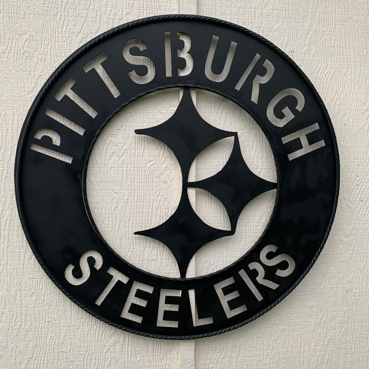 PITTSBURGH BLACK METAL DISC CUSTOM VINTAGE CRAFT TEAM SPORTS SIGN HANDMADE