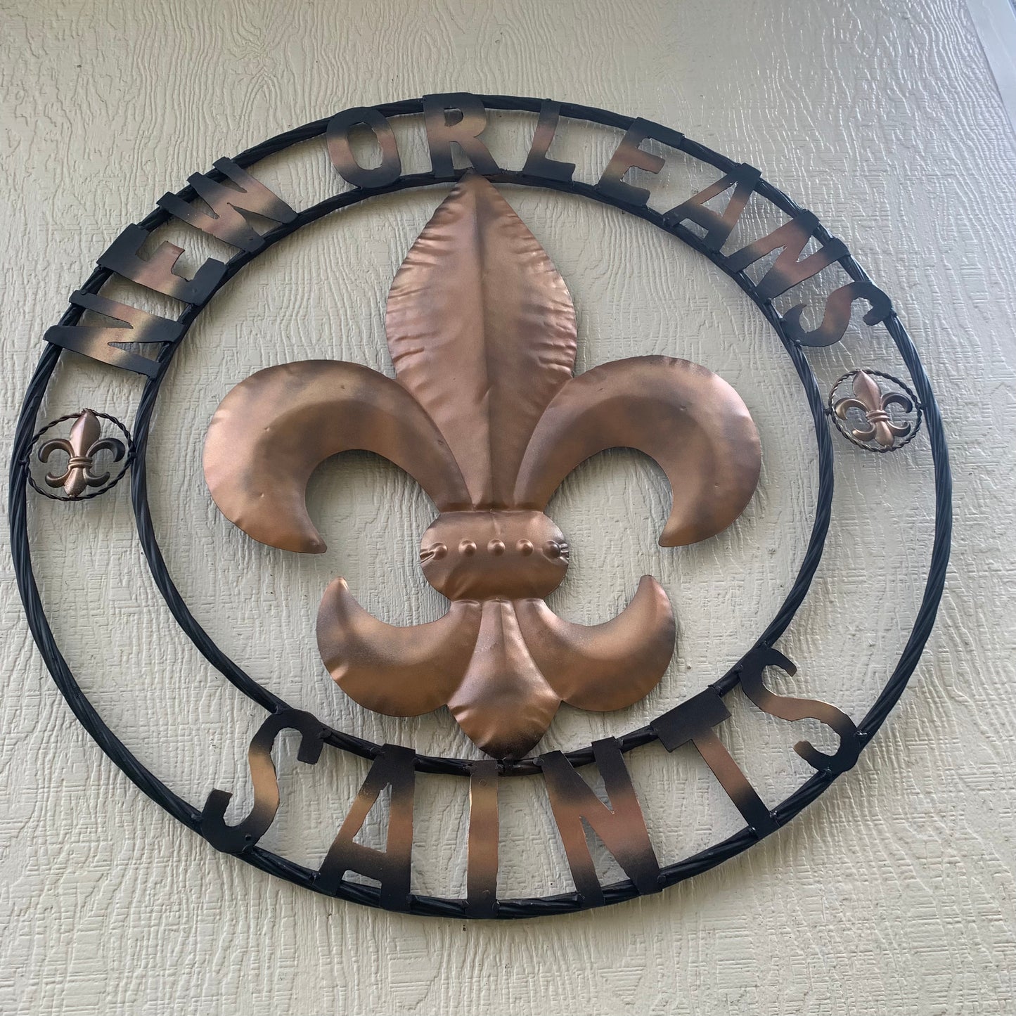NEW ORLEANS SAINTS METAL SIGN WALL ART WESTERN HOME DECOR GOLD & BLACK HANDMADE #EH10272