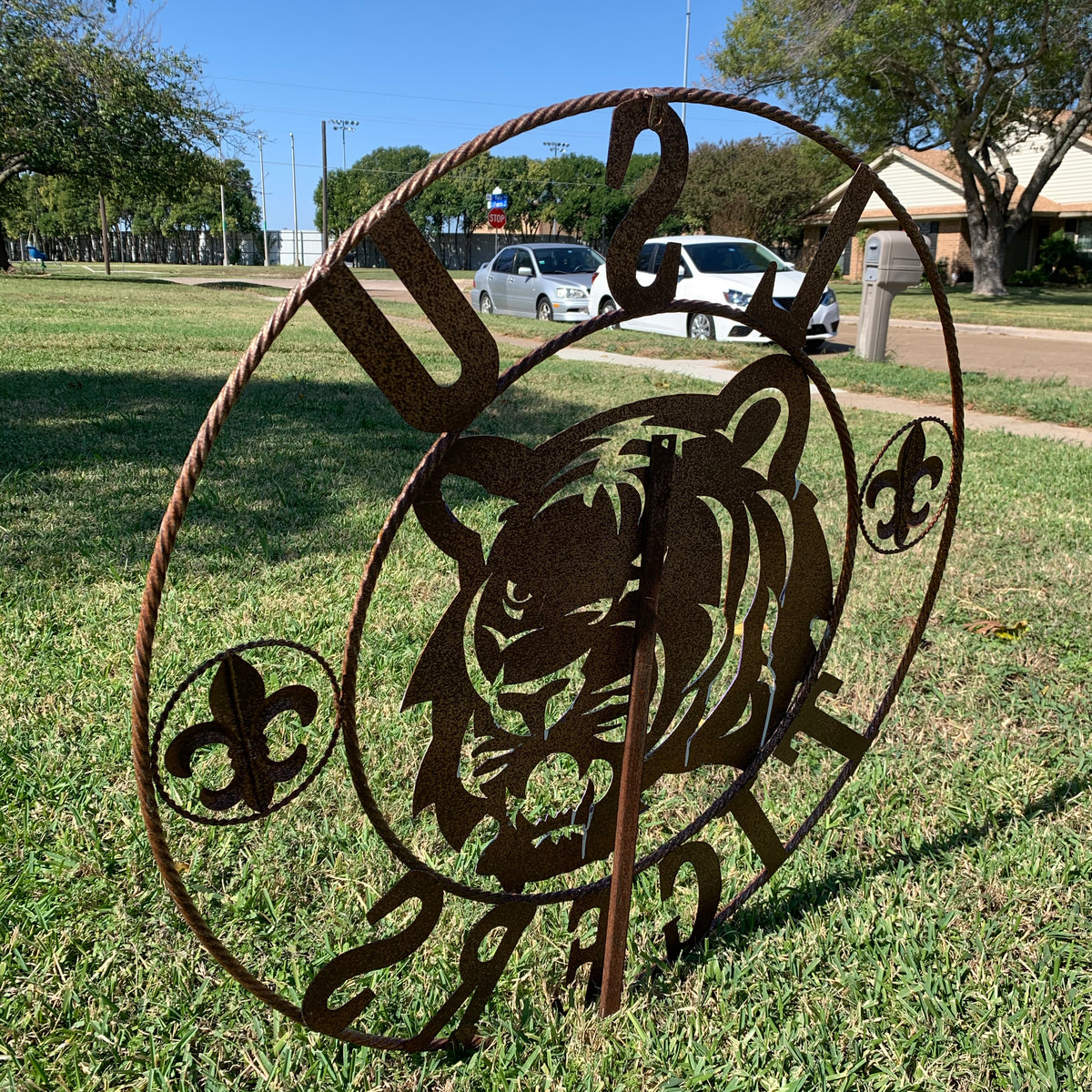 LSU TIGERS PURPLE WHITE CUSTOM METAL VINTAGE CRAFT SIGN TEAM WALL ART WESTERN HOME DECOR HANDMADE