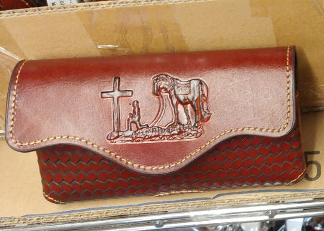 7" COWBOY PRAYING CHURCH BROWN EMBOSSED LEATHER POUCH EXTRA LARGE  BELT LOOP HOLSTER CELL PHONE CASE UNIVERSAL OVERSIZE