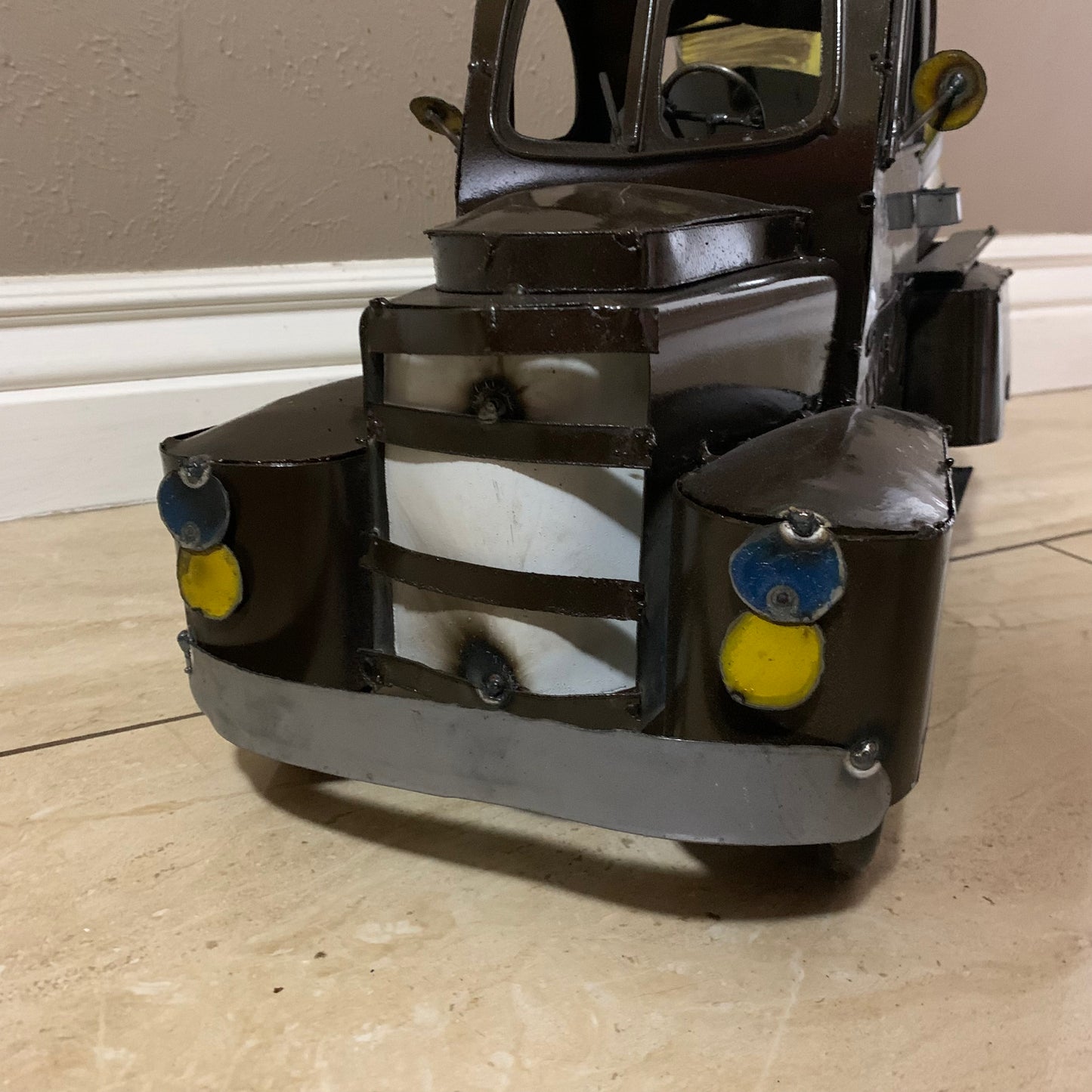 JACK DANIELS 20" PICKUP TRUCK METAL ART FIGURINE OUTDOOR & INDOOR GARDEN WESTERN HOME DECOR HANDMADE NEW 20"L x 10"W x 12" H #EH12536