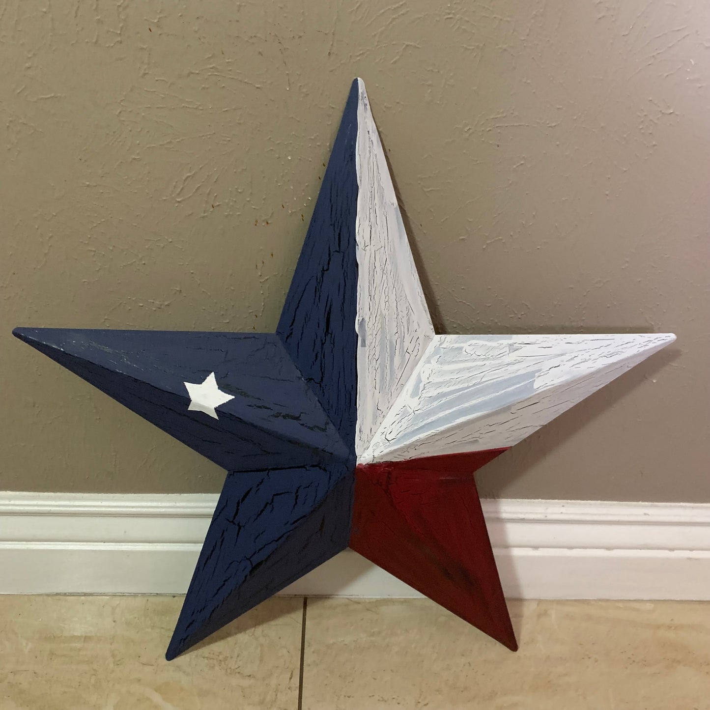 CRACKLE STYLE RED WHITE & BLUE METAL BARN STAR METAL WALL ART WESTERN HOME DECOR RUSTIC NEW