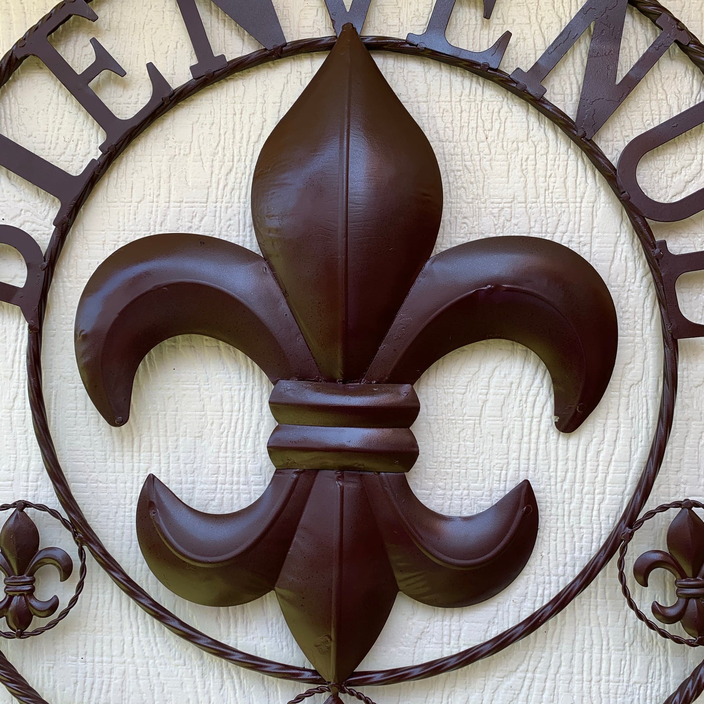 BIENVENUE FLEUR DE LIS GLOSSY BROWN METAL WALL ART WESTERN HOME DECOR NEW #EH10183