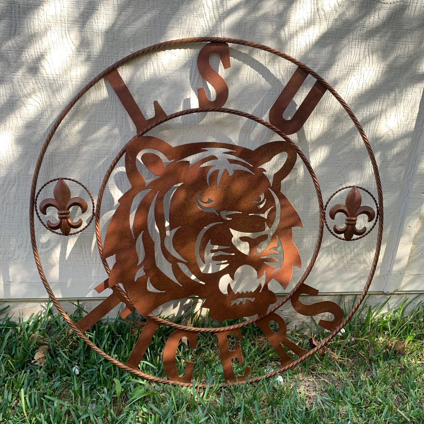 LSU TIGERS METAL CUSTOM VINTAGE CRAFT ART SIGN  WESTERN HOME DECOR 12,18",24",32",36"