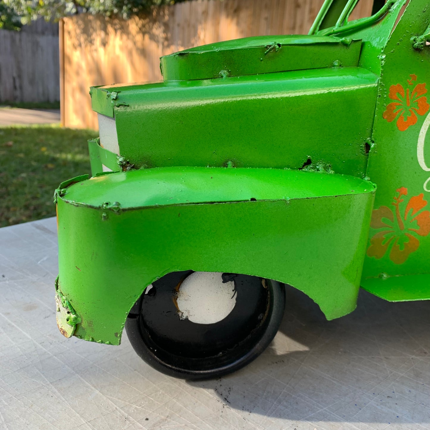 GARDEN GREEN 20" PICKUP TRUCK METAL ART GARDEN FIGURINE OUTDOOR & INDOOR GARDEN WESTERN HOME DECOR HANDMADE NEW SIZE 20"L x 10"W x 12" H #EH12523