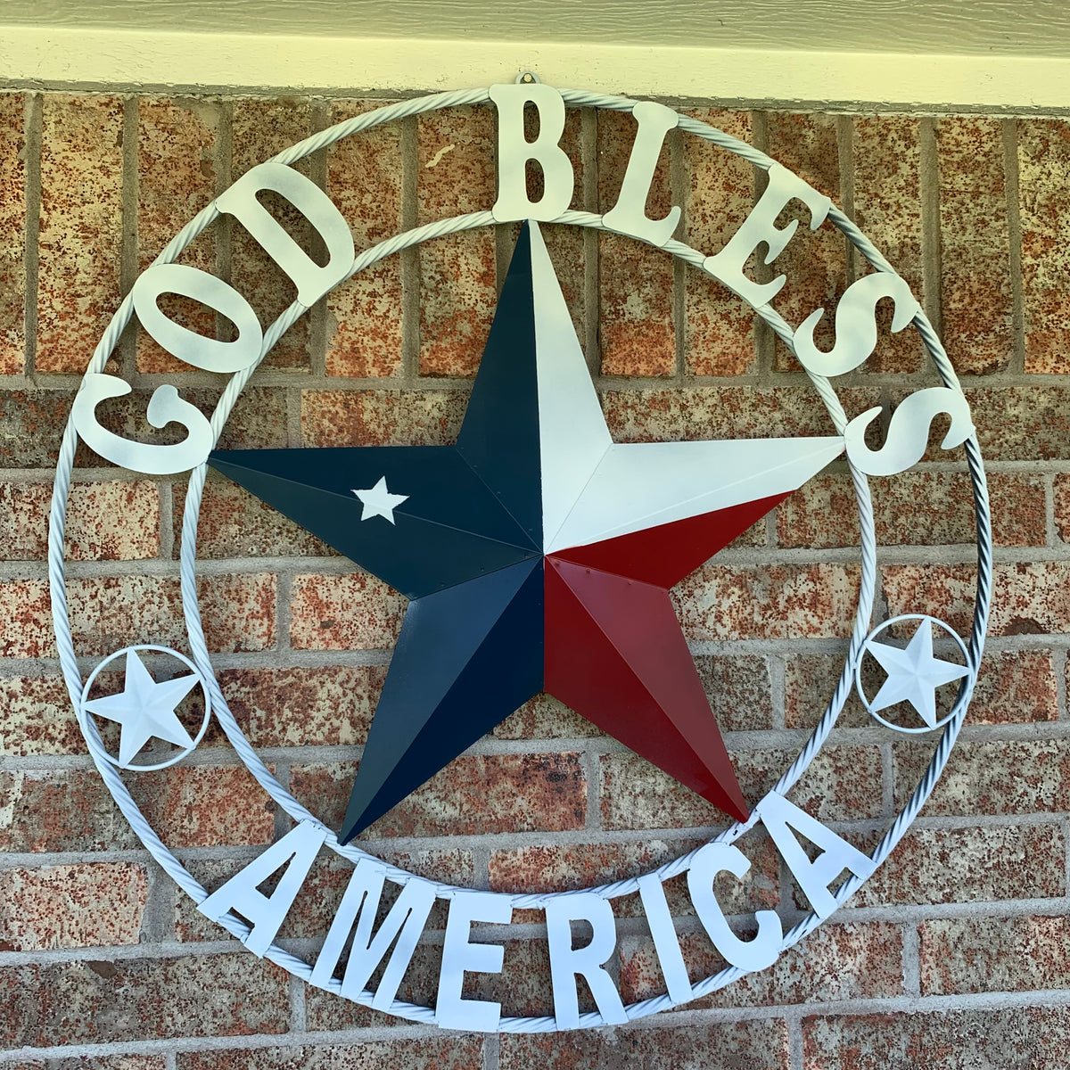 GOD BLESS AMERICA WHITE RING & RED WHITE BLUE BARN METAL STAR TWISTED RING HANDMADE NEW