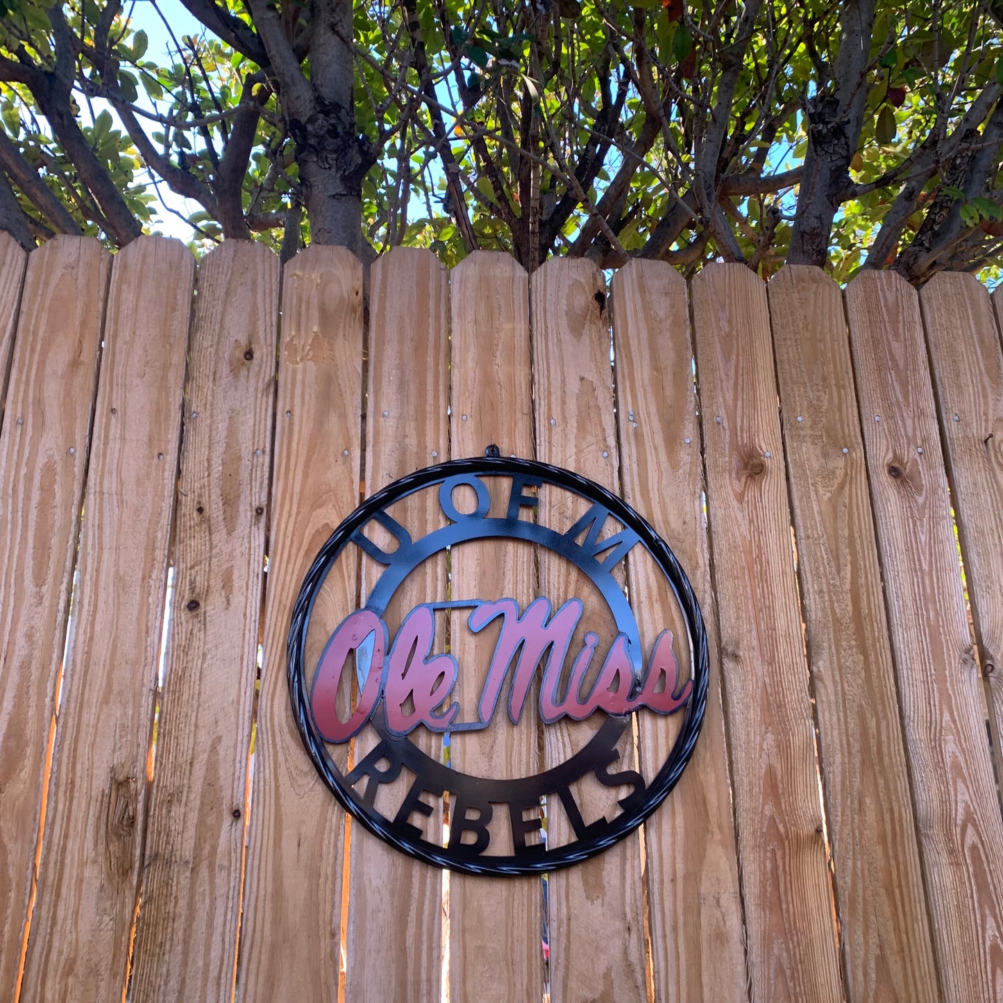 OLE MISS REBELS MISSISSIPPI CUSTOM METAL VINTAGE CRAFT TEAM SIGN WESTERN HOME DECOR HANDMADE