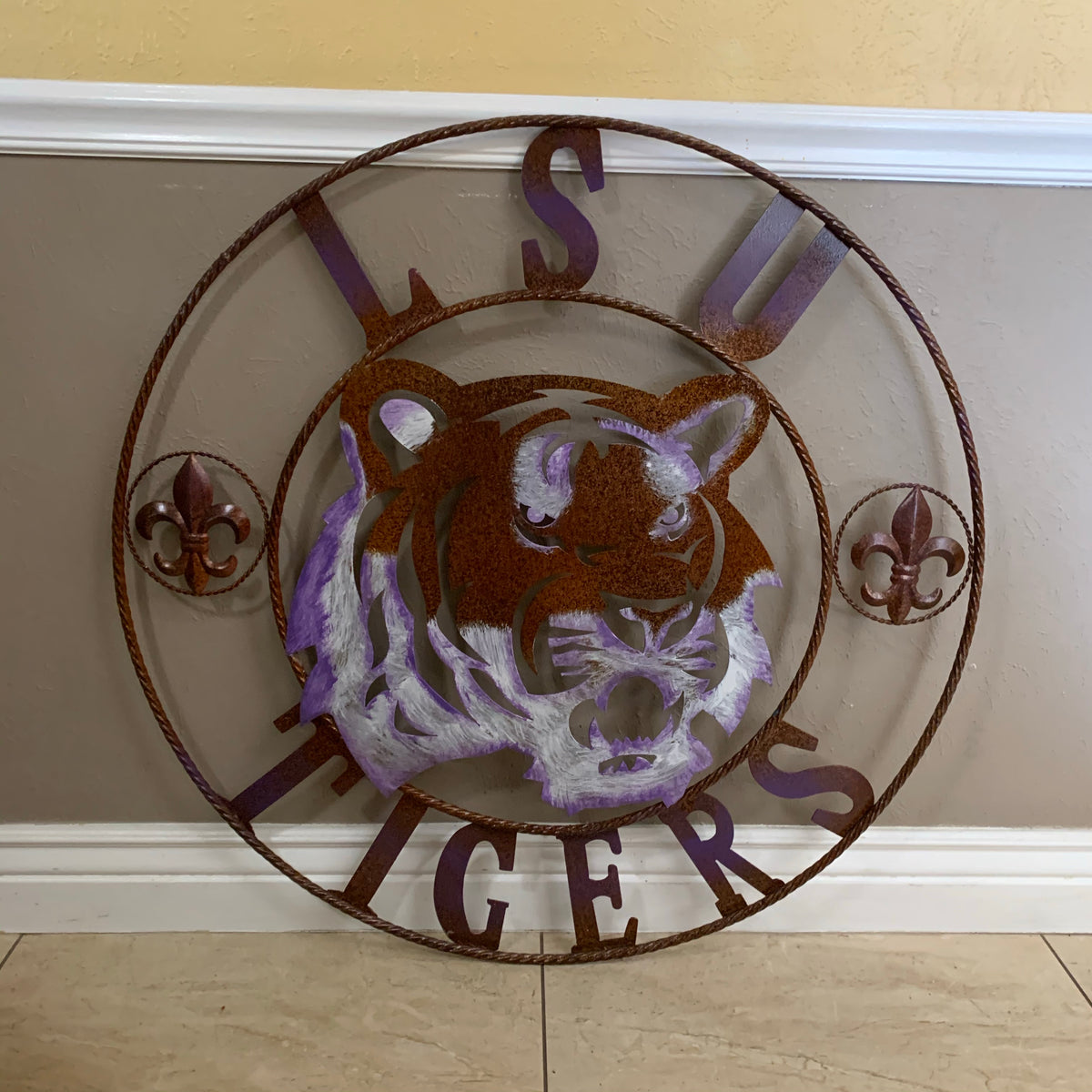 LSU TIGERS PURPLE WHITE CUSTOM METAL VINTAGE CRAFT SIGN TEAM WALL ART WESTERN HOME DECOR HANDMADE