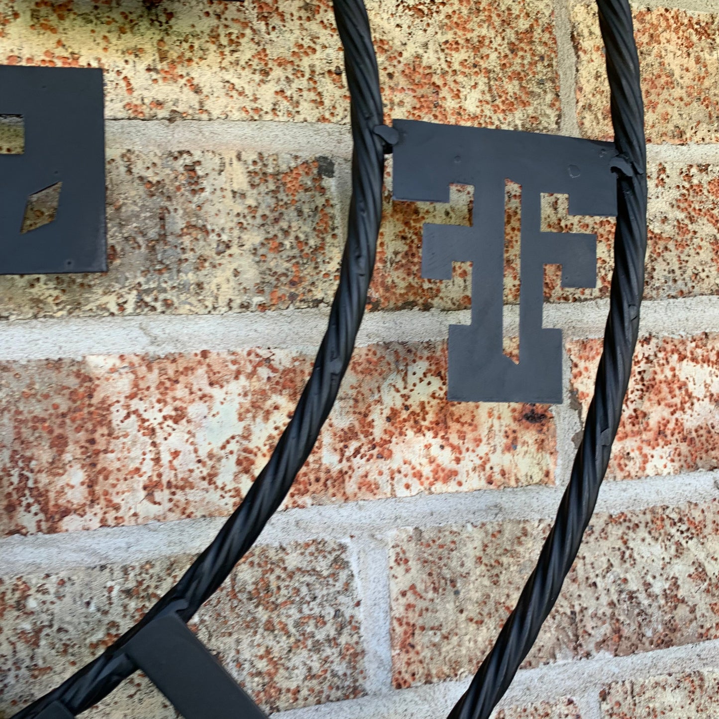 TEXAS TECH RUSTIC BLACK CUSTOM METAL VINTAGE CRAFT WESTERN HOME DECOR HANDMADE