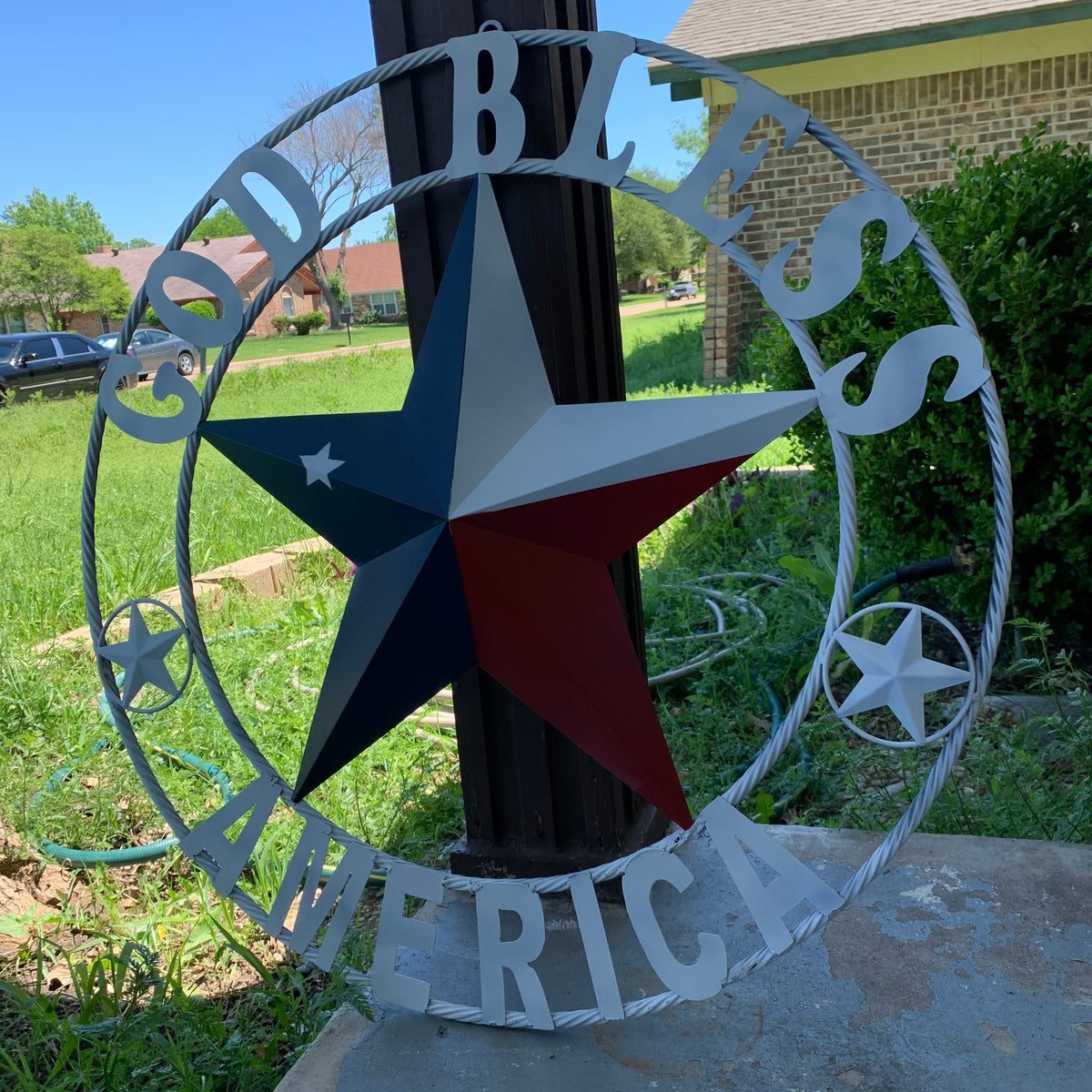 GOD BLESS AMERICA WHITE RING & RED WHITE BLUE BARN METAL STAR TWISTED RING HANDMADE NEW