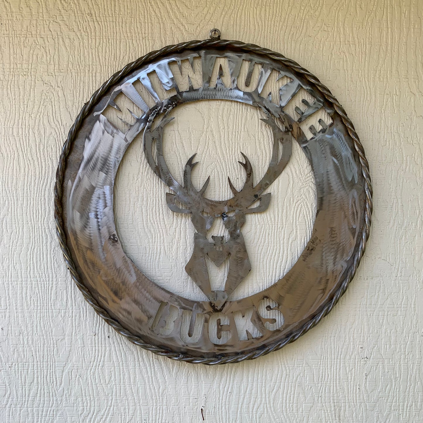 24" MILWAUKEE BUCKS RAW METAL WIDE BAND DISC STYLE METAL CUSTOM VINTAGE CRAFT TEAM SPORTS SIGN HANDMADE