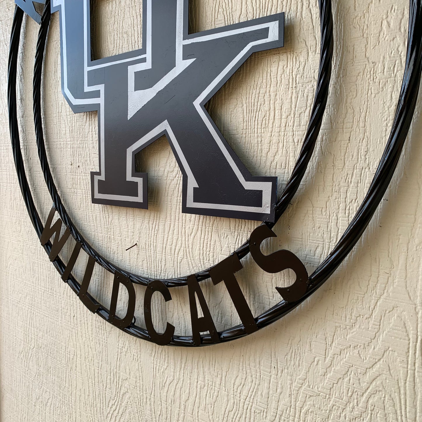 KENTUCKY WILDCATS CUSTOM METAL VINTAGE CRAFT SIGN WESTERN HOME DECOR HANDMADE
