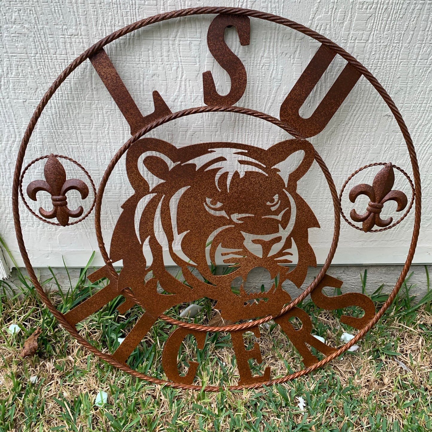 LSU TIGERS METAL CUSTOM VINTAGE CRAFT ART SIGN  WESTERN HOME DECOR 12,18",24",32",36"