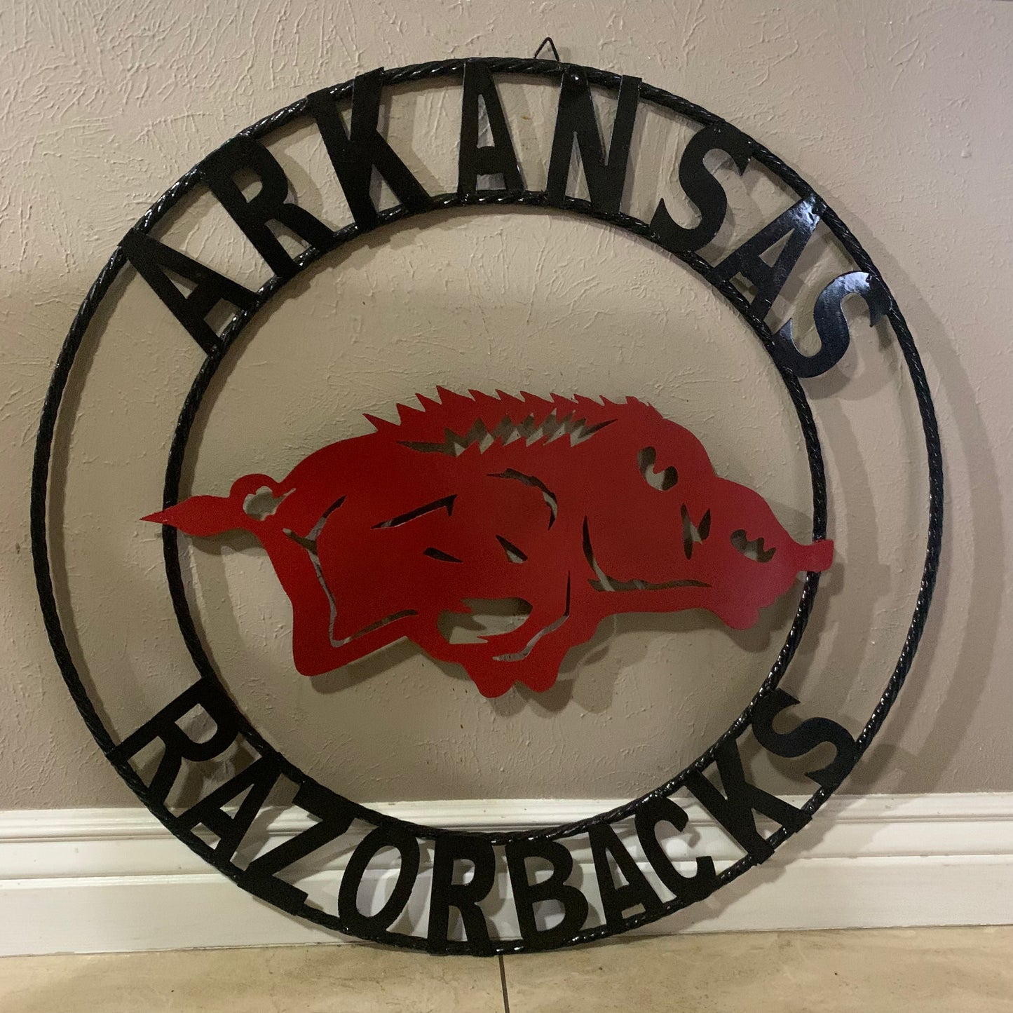 ARKANSAS RAZORBACKS CUSTOM METAL VINTAGE CRAFT SIGN TEAM WALL ART WESTERN HOME DECOR HANDAMADE