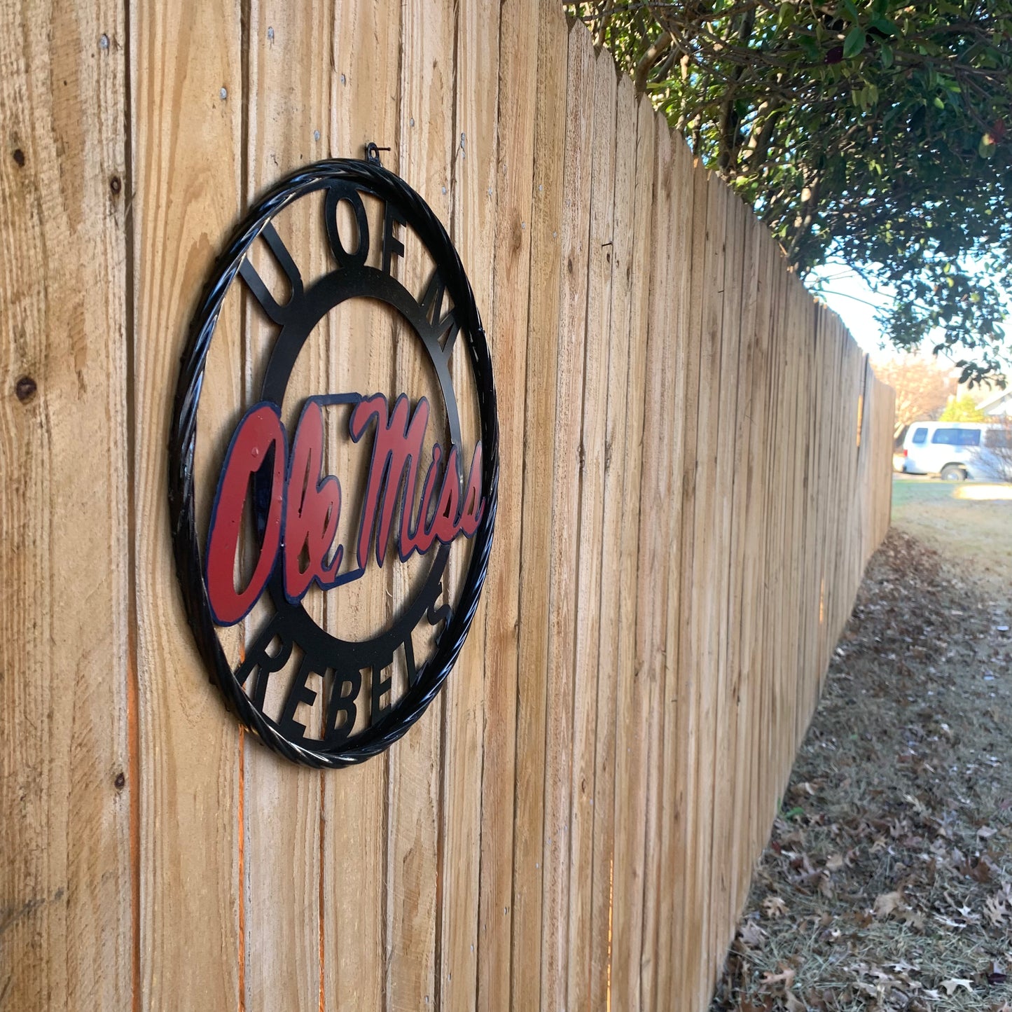 OLE MISS REBELS MISSISSIPPI CUSTOM METAL VINTAGE CRAFT TEAM SIGN WESTERN HOME DECOR HANDMADE