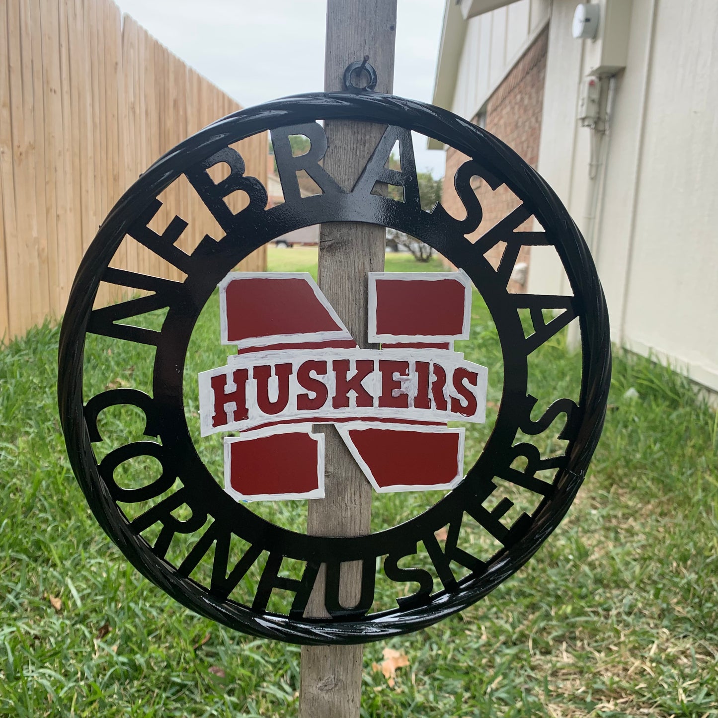 NEBRASKA HUSKERS METAL CUSTOM VINTAGE CRAFT TEAM SIGN WESTERN HOME DECOR HANDMADE 12",18",24",36"