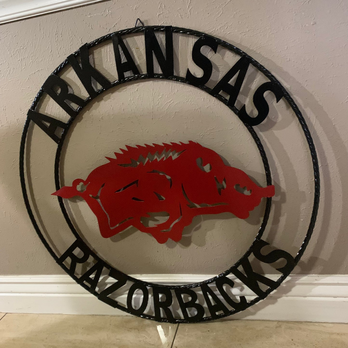 ARKANSAS RAZORBACKS CUSTOM METAL VINTAGE CRAFT SIGN TEAM WALL ART WESTERN HOME DECOR HANDAMADE
