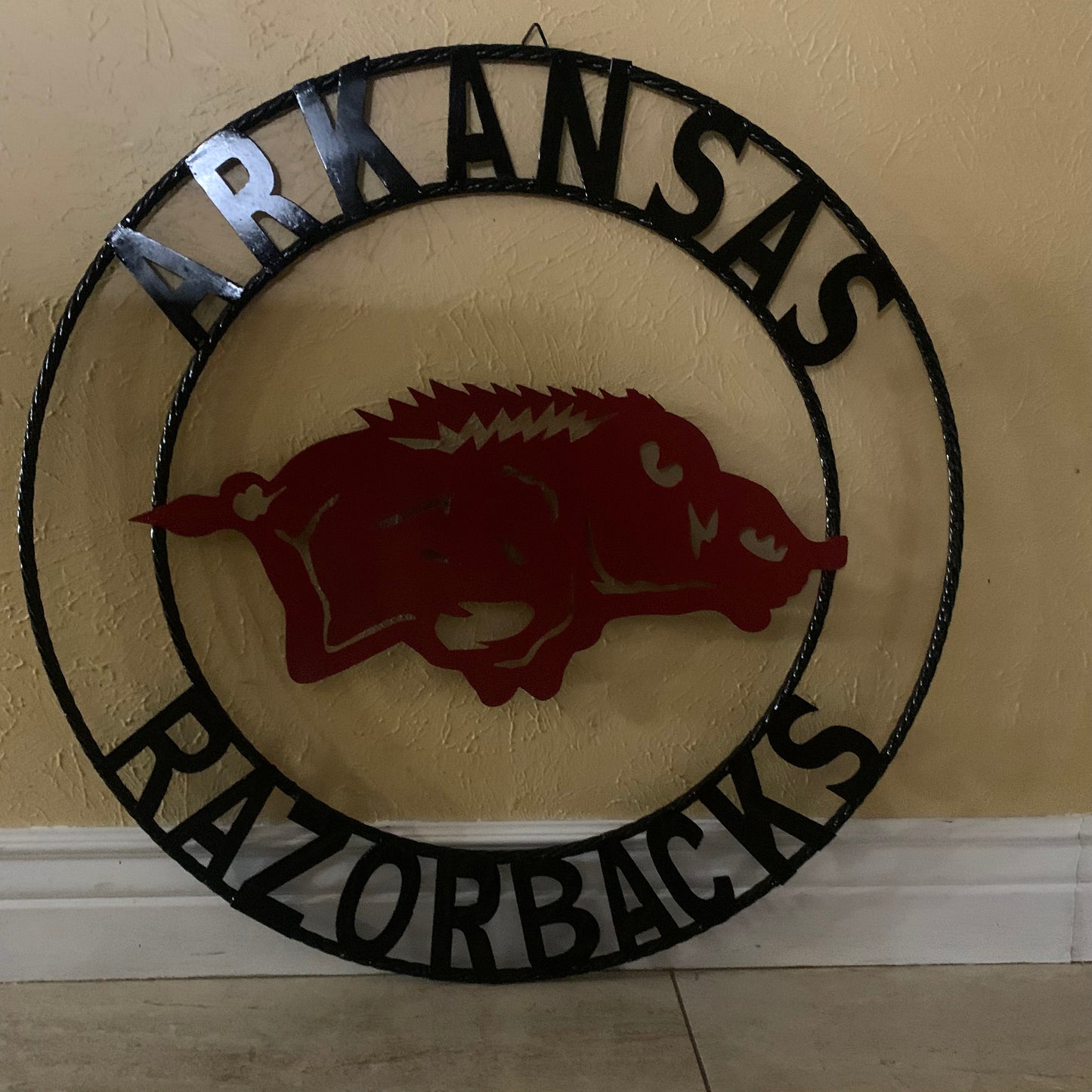 ARKANSAS RAZORBACKS CUSTOM METAL VINTAGE CRAFT SIGN TEAM WALL ART WESTERN HOME DECOR HANDAMADE