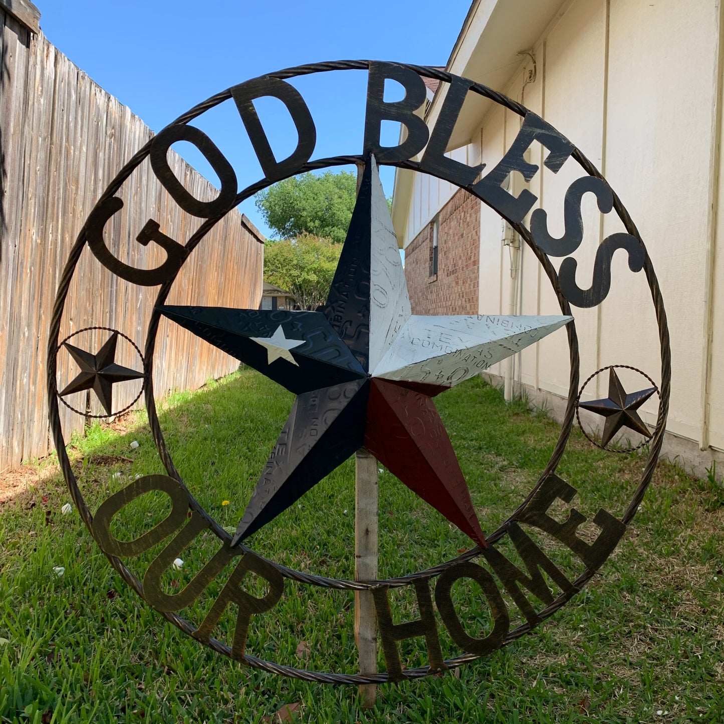 GOD BLESS OUR HOME LICENSE PLATE BARN METAL STAR ROPE RING WALL ART WESTERN HOME DECOR RED WHITE BLUE HANDMADE #EH12927