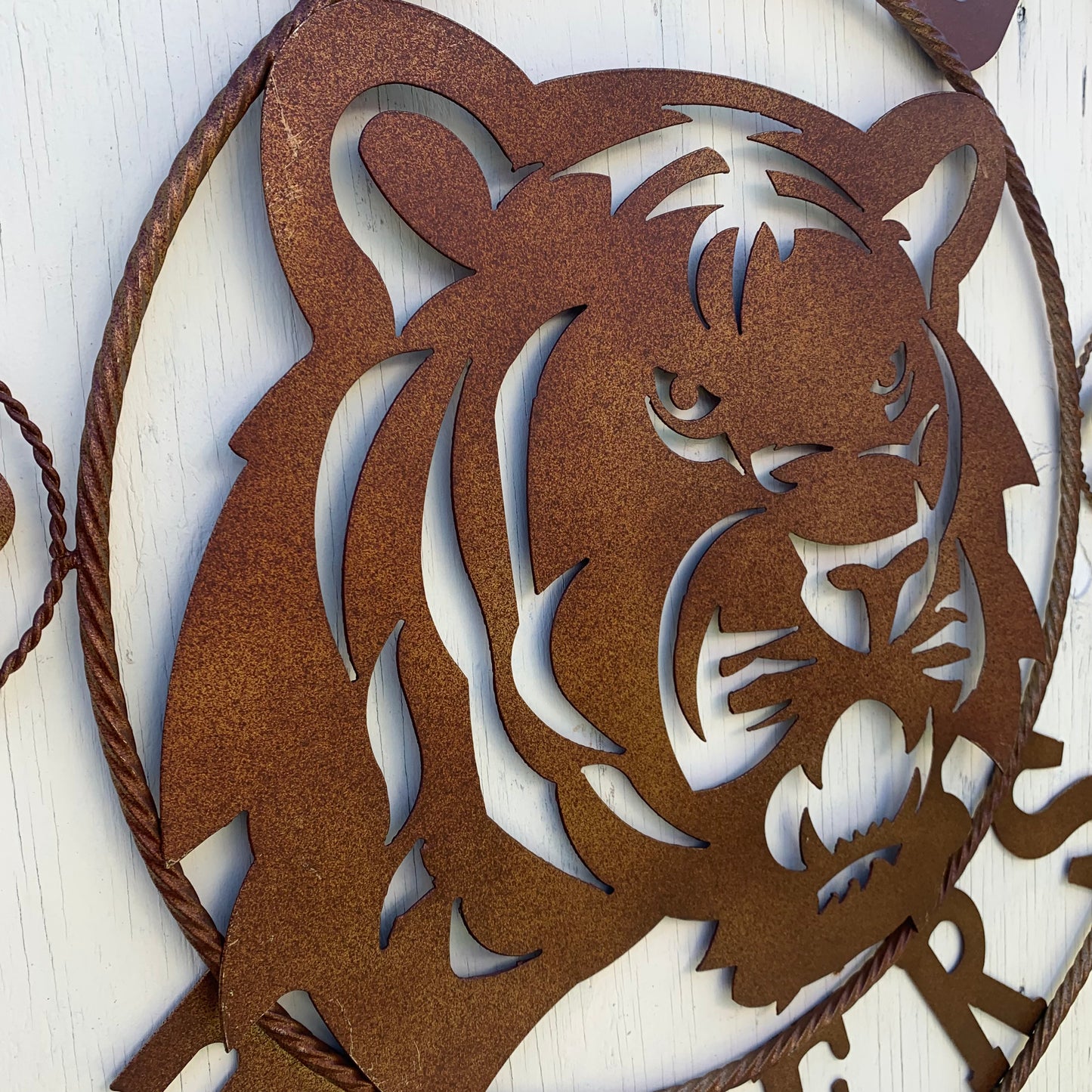 LSU TIGERS METAL CUSTOM VINTAGE CRAFT ART SIGN  WESTERN HOME DECOR 12,18",24",32",36"
