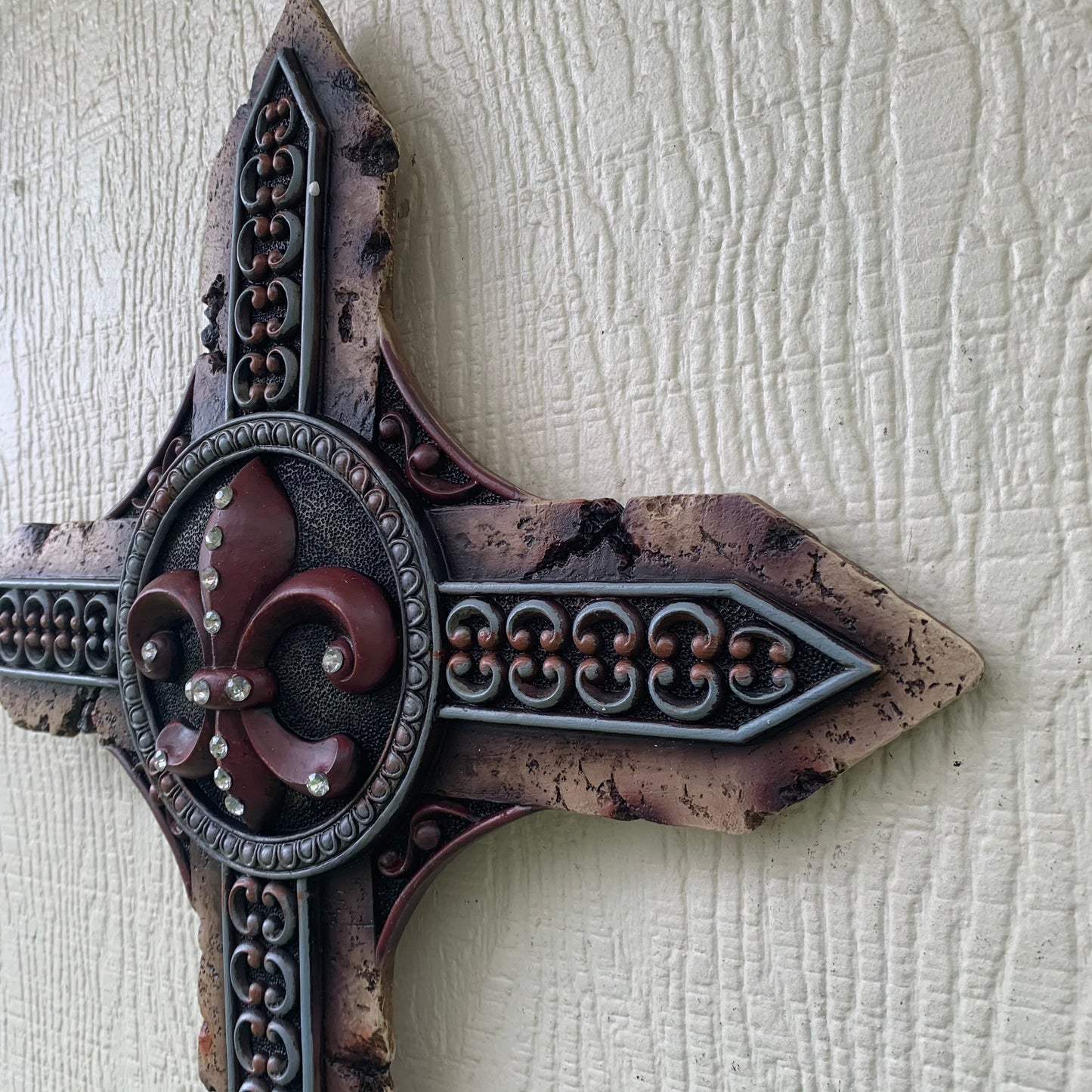 P&G FLEUR DE LIS STONE CROSS WESTERN HOME DECOR NEW ART--FREE SHIPPING