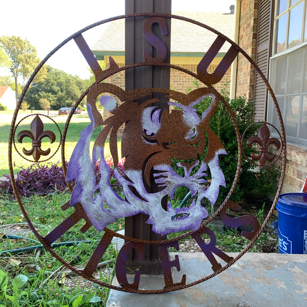LSU TIGERS PURPLE WHITE CUSTOM METAL VINTAGE CRAFT SIGN TEAM WALL ART WESTERN HOME DECOR HANDMADE