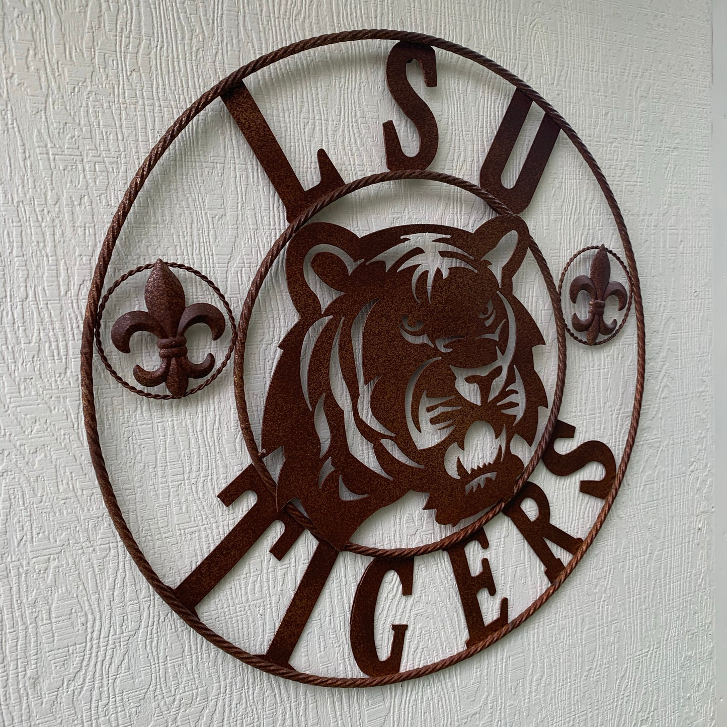 LSU TIGERS METAL CUSTOM VINTAGE CRAFT ART SIGN  WESTERN HOME DECOR 12,18",24",32",36"