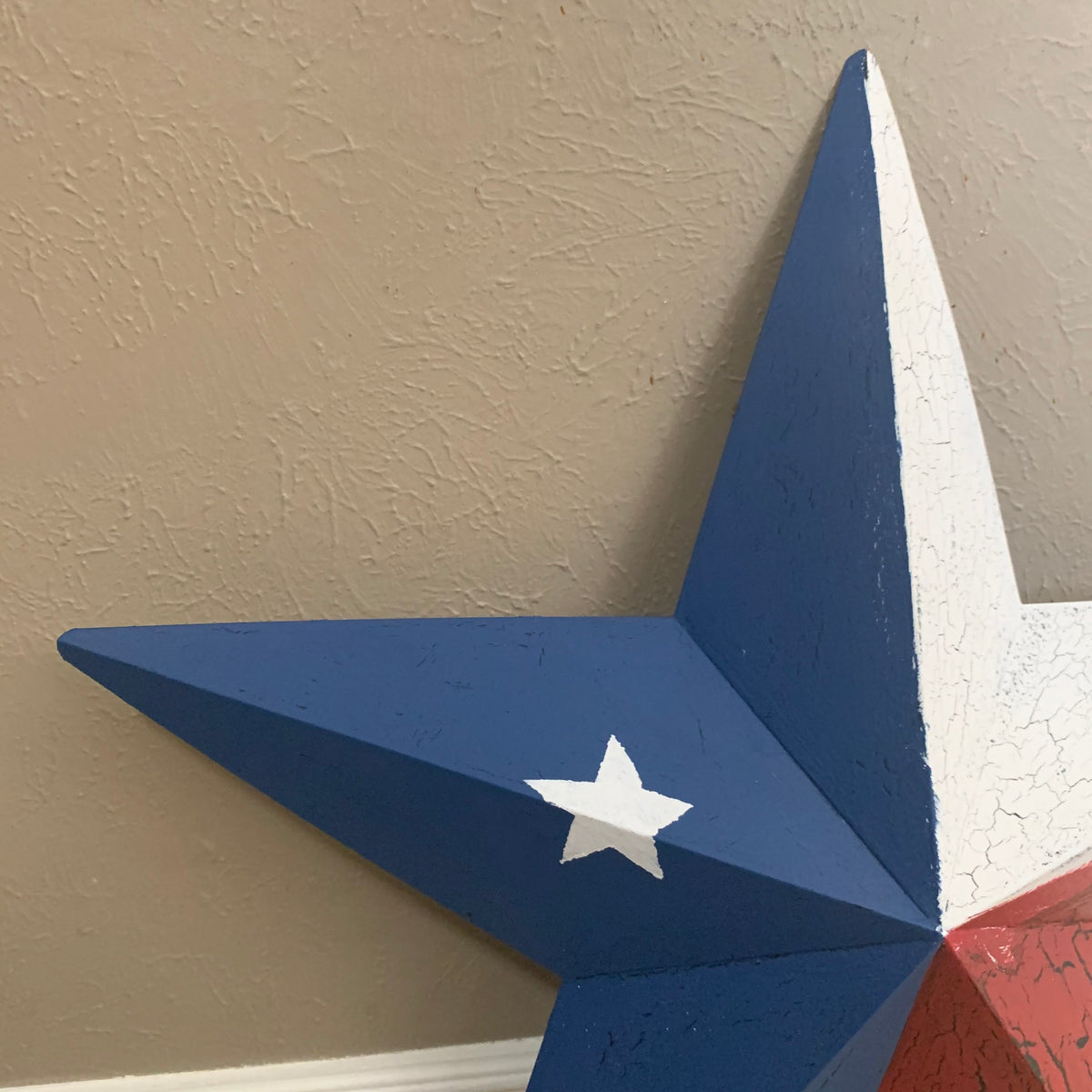 CRACKLE STYLE RED WHITE & BLUE METAL BARN STAR METAL WALL ART WESTERN HOME DECOR RUSTIC NEW