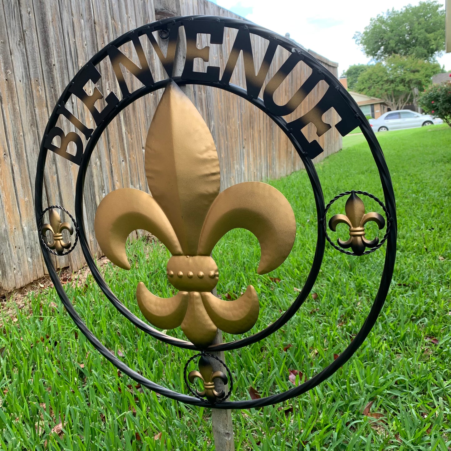 BIENVENUE FLEUR DE LIS METAL WALL ART WESTERN HOME DECOR RUSTIC GOLD & BLACK NEW #EH10258