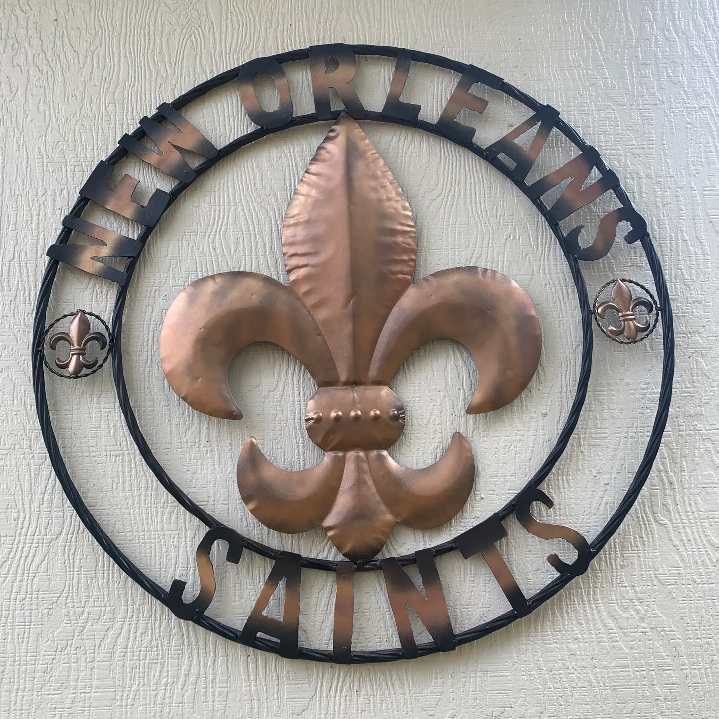 NEW ORLEANS SAINTS METAL SIGN WALL ART WESTERN HOME DECOR GOLD & BLACK HANDMADE #EH10272