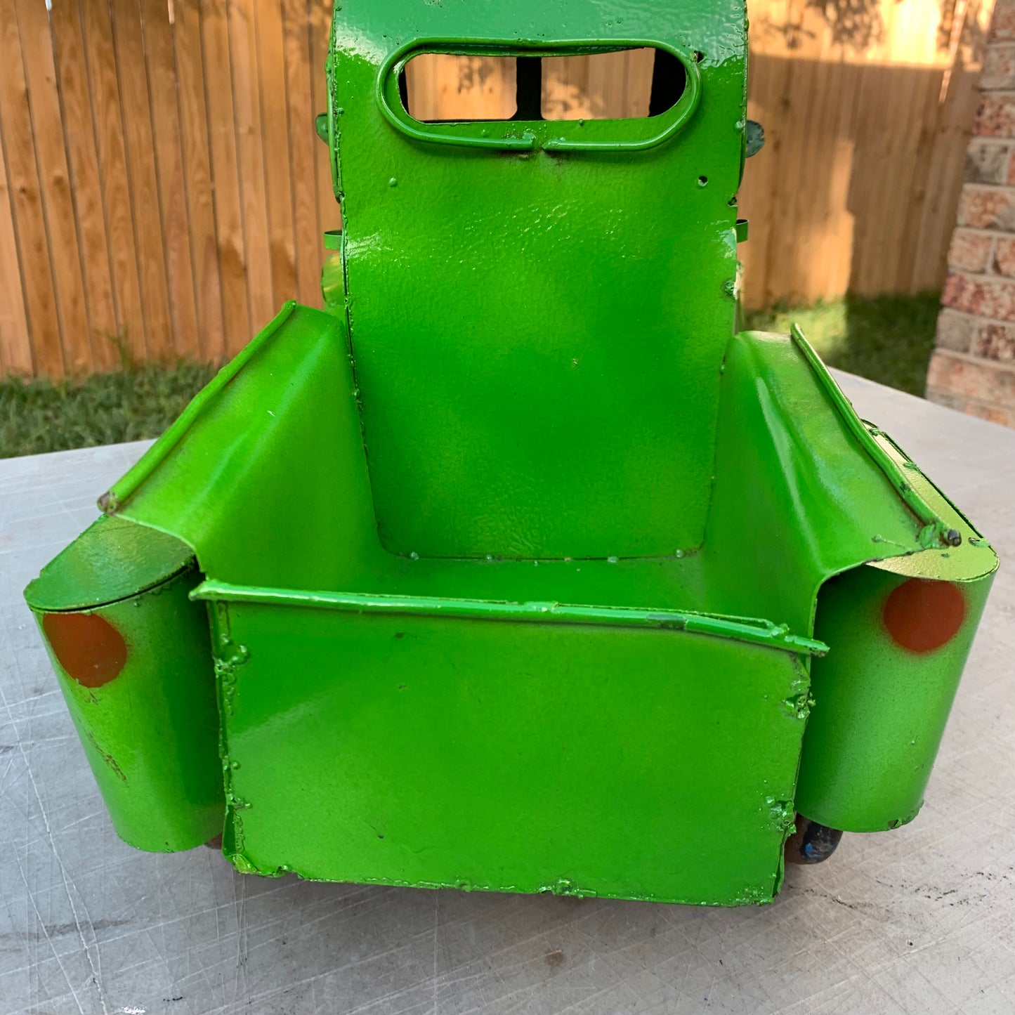 GARDEN GREEN 20" PICKUP TRUCK METAL ART GARDEN FIGURINE OUTDOOR & INDOOR GARDEN WESTERN HOME DECOR HANDMADE NEW SIZE 20"L x 10"W x 12" H #EH12523
