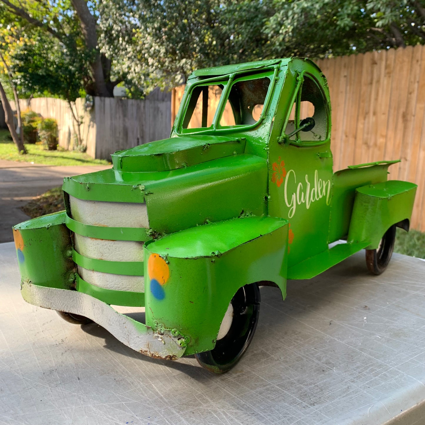 GARDEN GREEN 20" PICKUP TRUCK METAL ART GARDEN FIGURINE OUTDOOR & INDOOR GARDEN WESTERN HOME DECOR HANDMADE NEW SIZE 20"L x 10"W x 12" H #EH12523