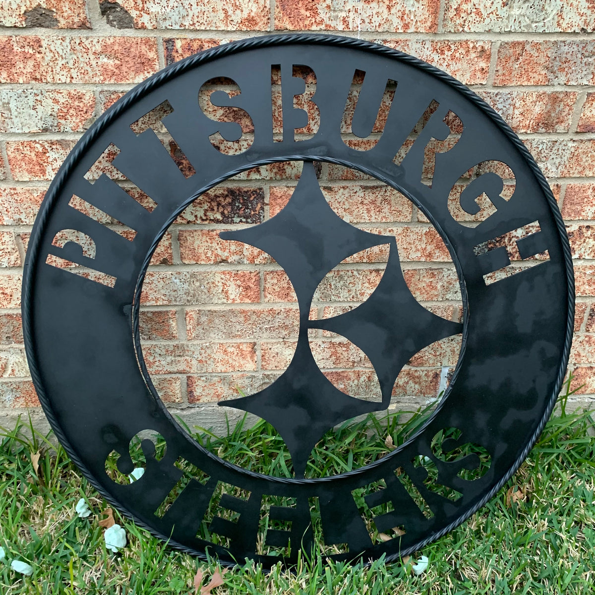 PITTSBURGH BLACK METAL DISC CUSTOM VINTAGE CRAFT TEAM SPORTS SIGN HANDMADE