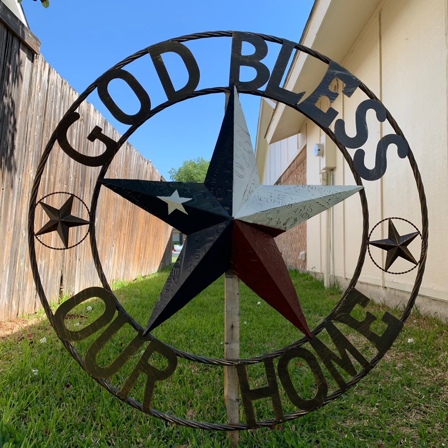 GOD BLESS OUR HOME LICENSE PLATE BARN METAL STAR ROPE RING WALL ART WESTERN HOME DECOR RED WHITE BLUE HANDMADE #EH12927