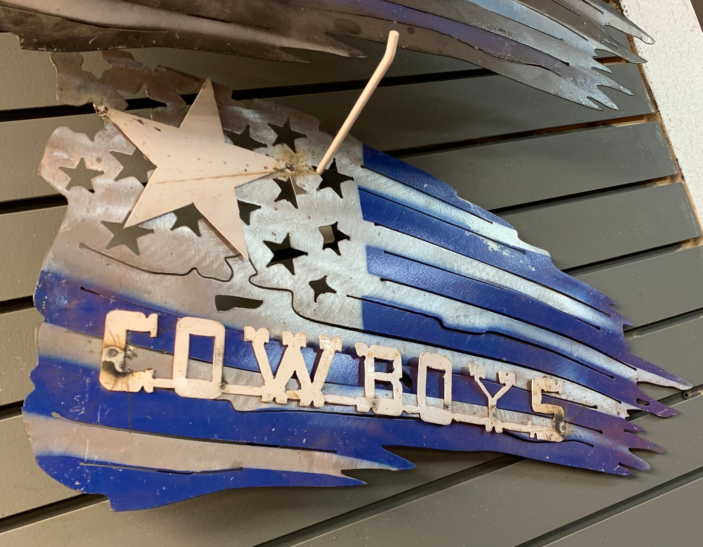 CUSTOM TEAM TATTERED FLAG CUSTOM METAL VINTAGE CRAFT WALL ART HOME DECOR
