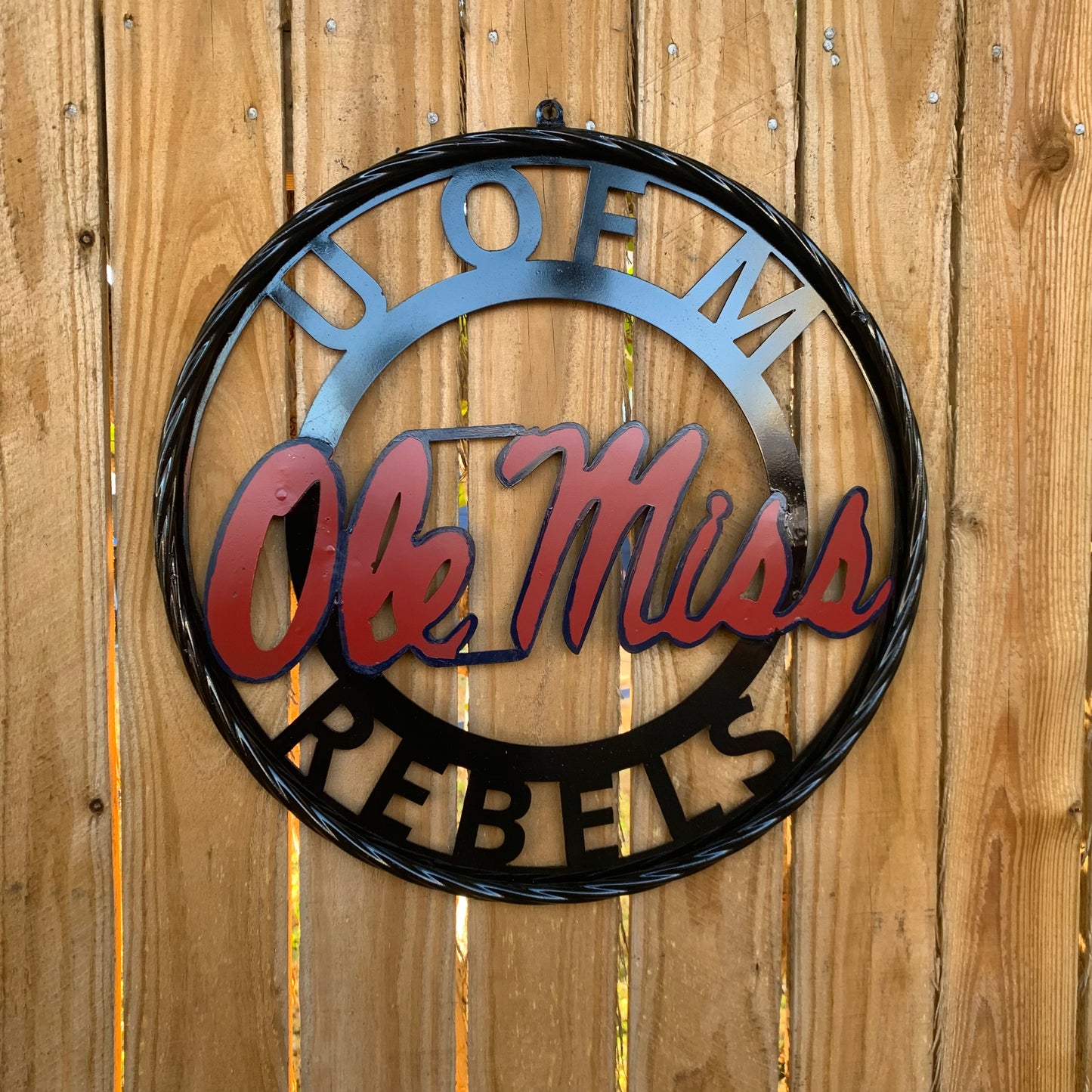 OLE MISS REBELS MISSISSIPPI CUSTOM METAL VINTAGE CRAFT TEAM SIGN WESTERN HOME DECOR HANDMADE