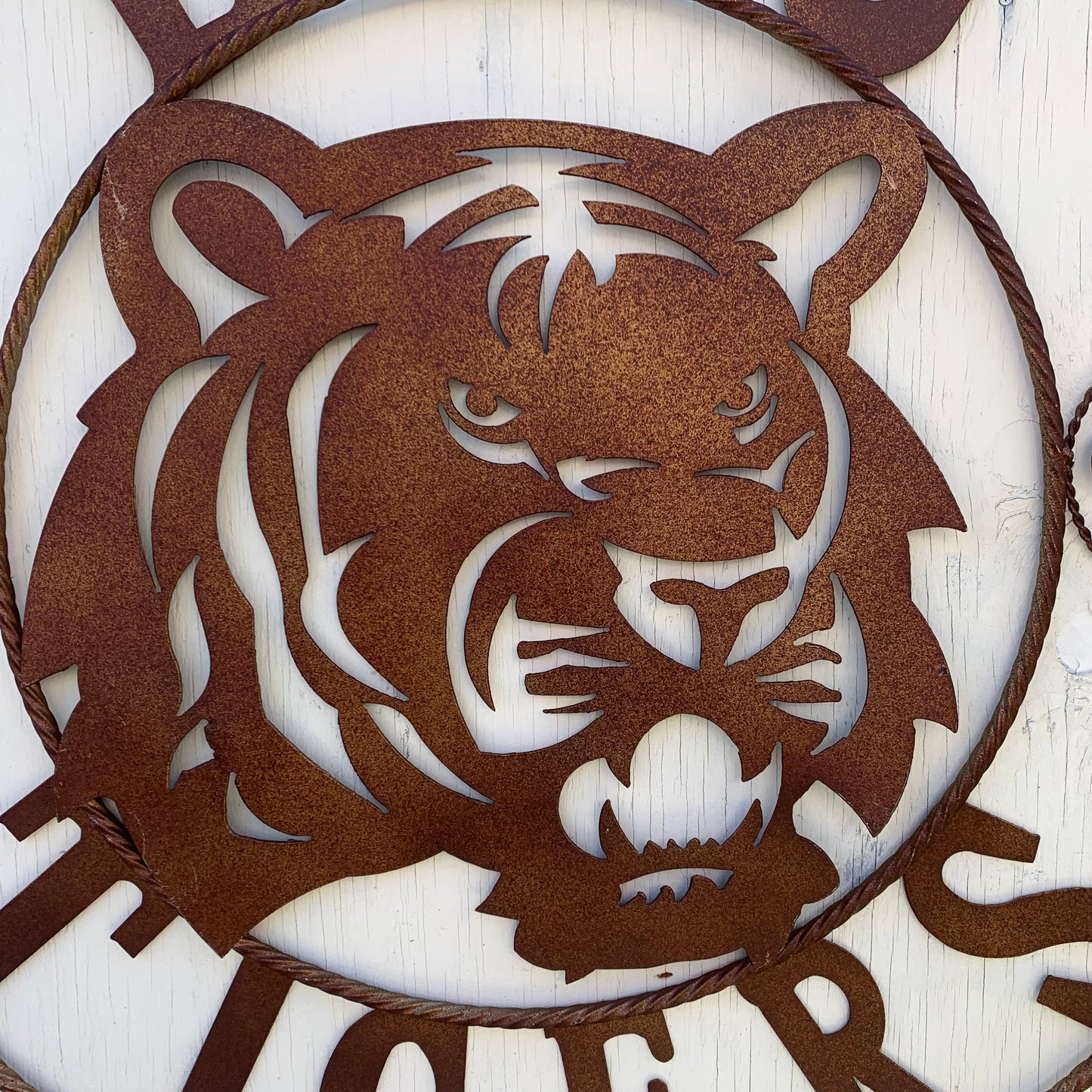 LSU TIGERS METAL CUSTOM VINTAGE CRAFT ART SIGN  WESTERN HOME DECOR 12,18",24",32",36"