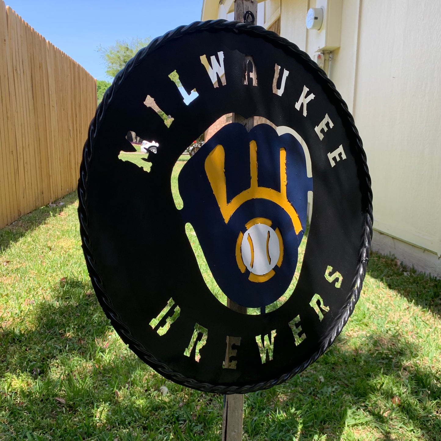 24" MILWAUKEE BREWERS WIDE BAND DISC CUSTOM METAL VINTAGE CRAFT TEAM SPORTS SIGN HANDMADE