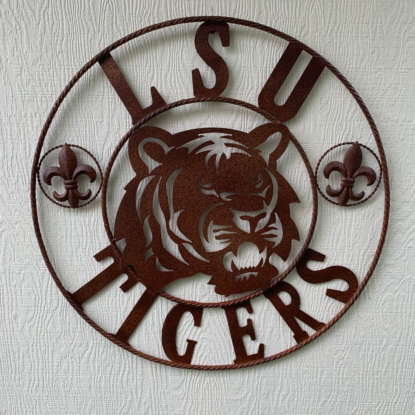 LSU TIGERS METAL CUSTOM VINTAGE CRAFT ART SIGN  WESTERN HOME DECOR 12,18",24",32",36"