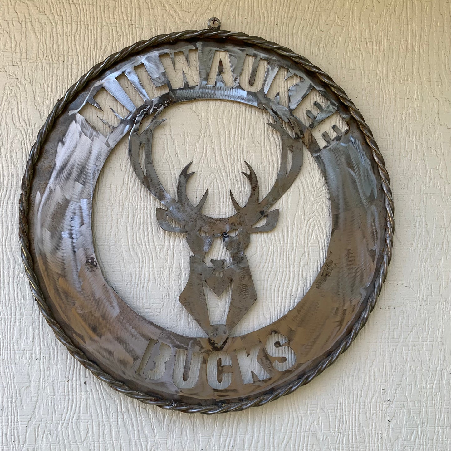24" MILWAUKEE BUCKS RAW METAL WIDE BAND DISC STYLE METAL CUSTOM VINTAGE CRAFT TEAM SPORTS SIGN HANDMADE