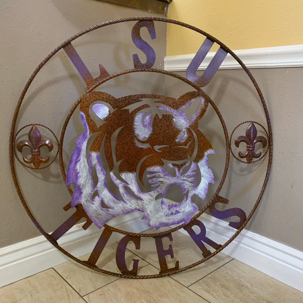 LSU TIGERS PURPLE WHITE CUSTOM METAL VINTAGE CRAFT SIGN TEAM WALL ART WESTERN HOME DECOR HANDMADE
