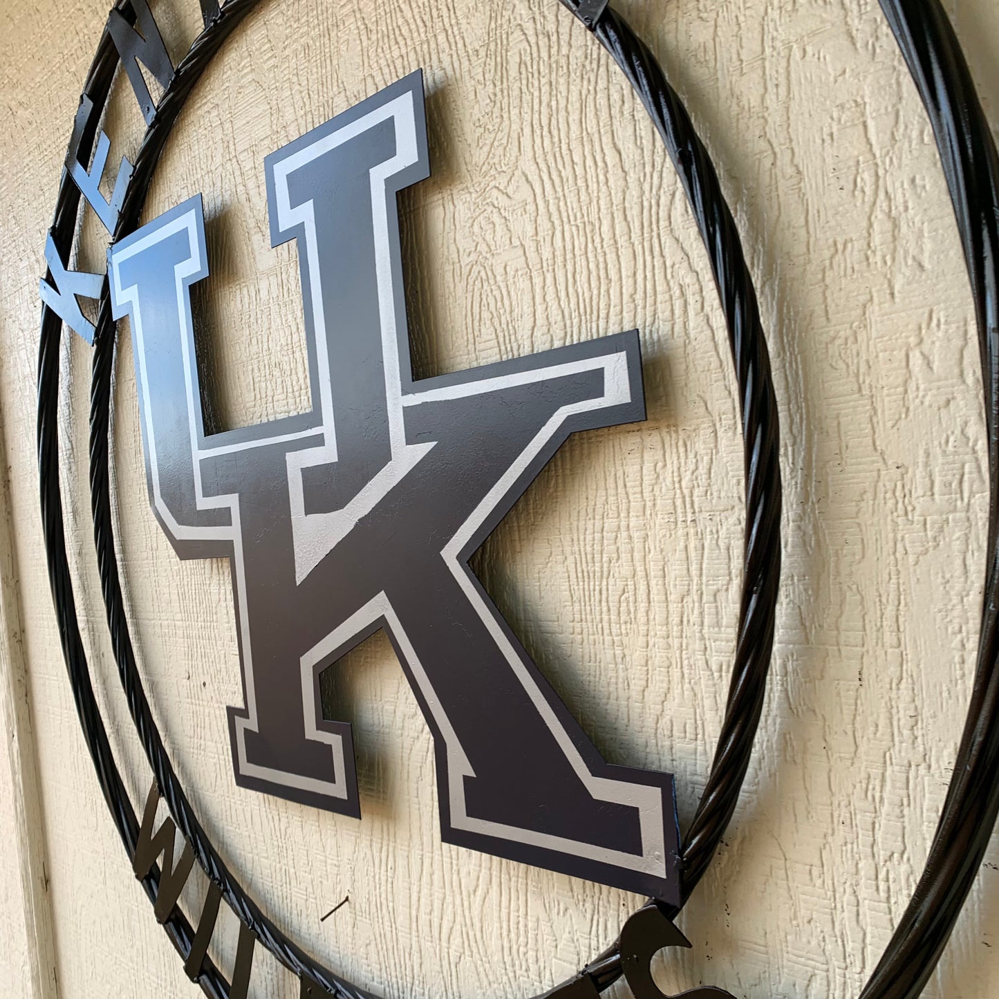 KENTUCKY WILDCATS CUSTOM METAL VINTAGE CRAFT SIGN WESTERN HOME DECOR HANDMADE